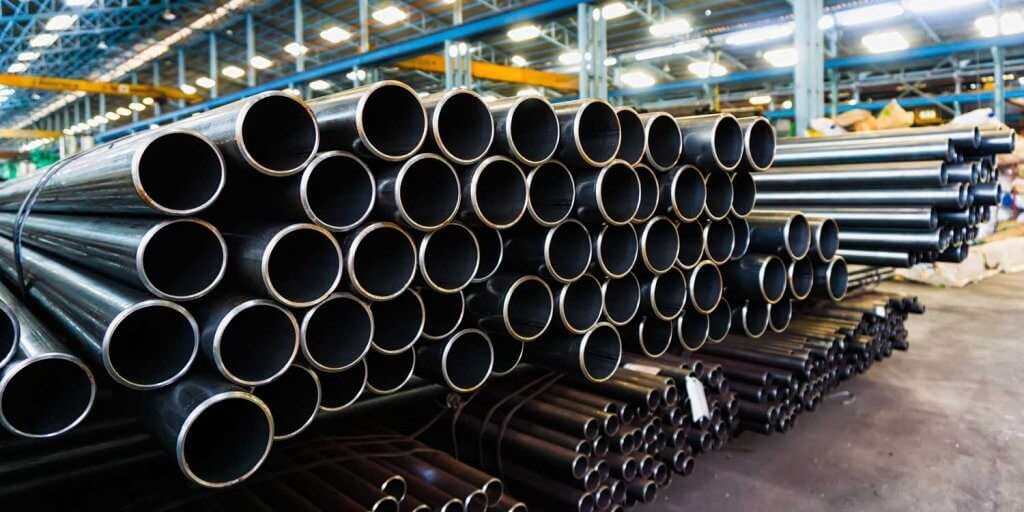 shows-JIS-G3444-STK290-Pipes-in-a-stack